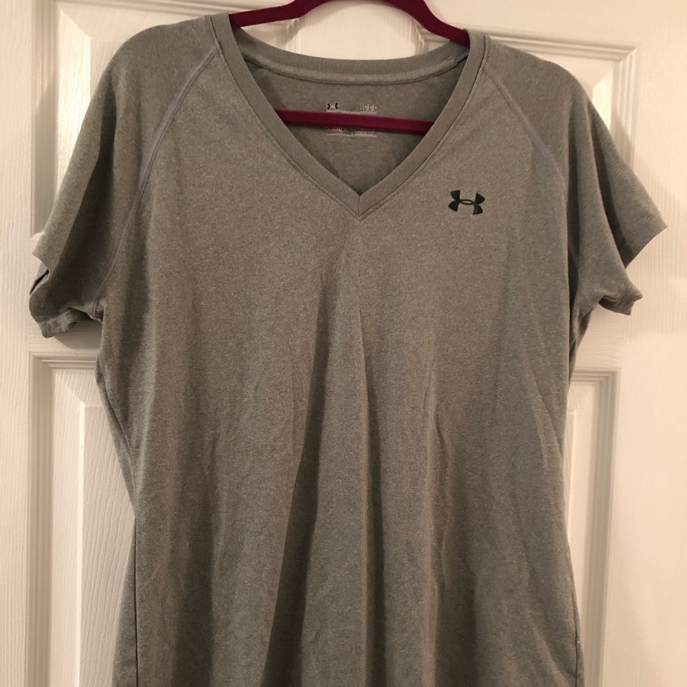 Under Armour fitness tee!